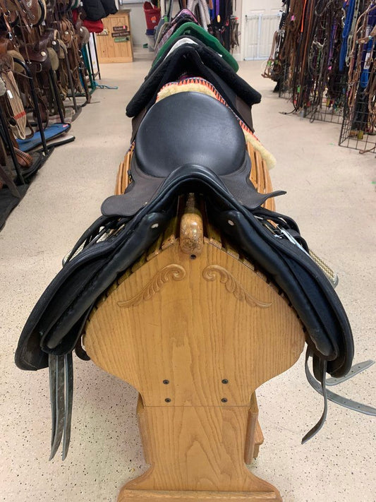 16. 16 ½” Union two tone dressage/ap saddle