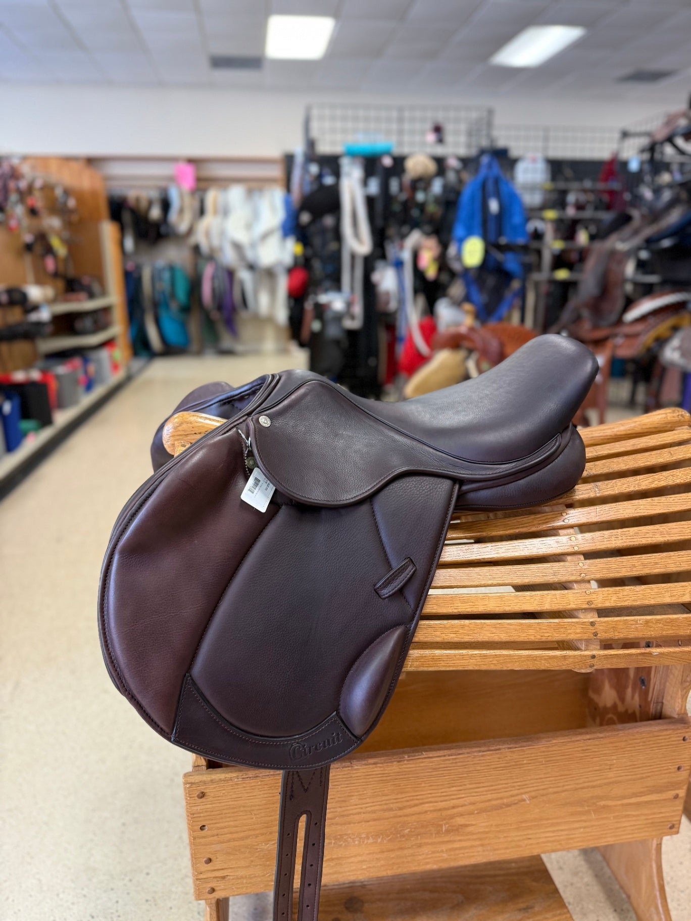 19. 17” W tree monoflap eventing saddle, Dover circuit