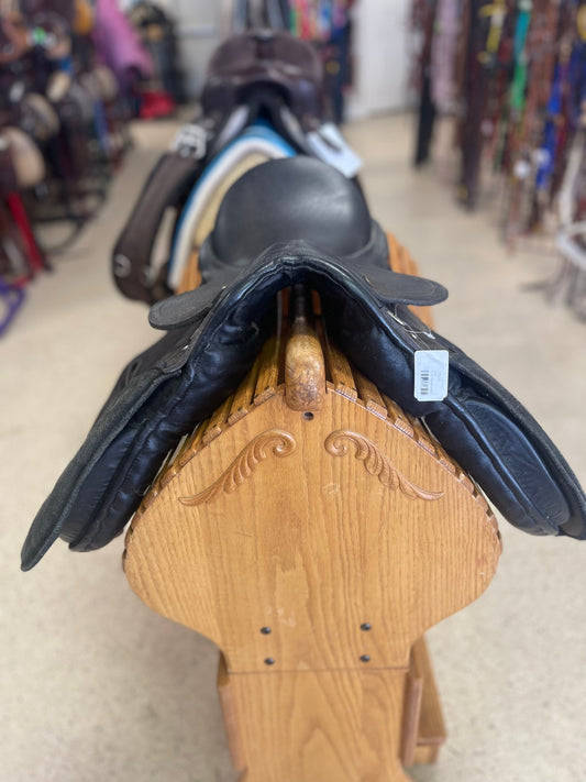 4. 15” Black AP Wide Tree English saddle, no brand
