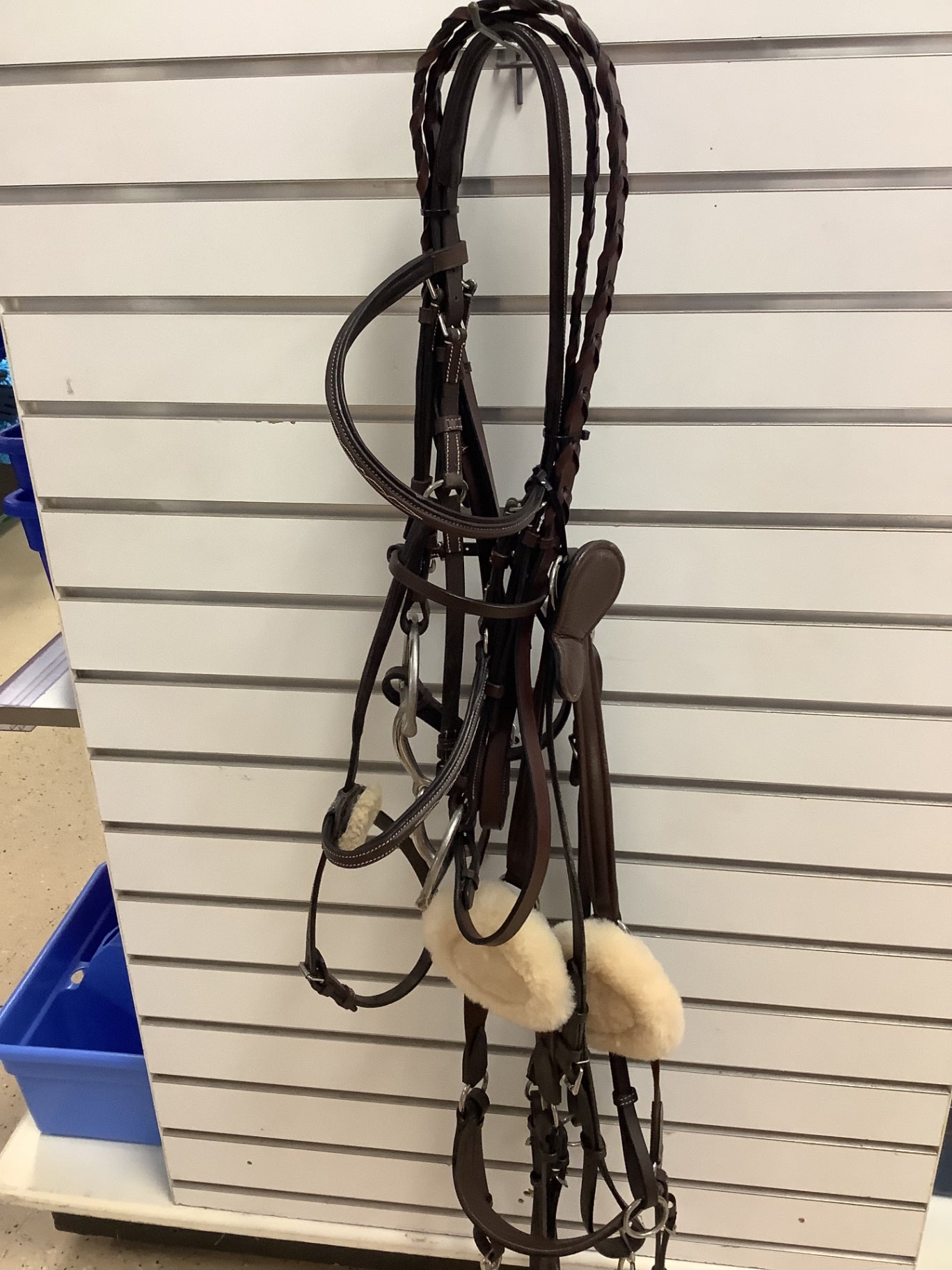 51. Cob Size HDR 5 pt B/C and Padded, raised bridle/reins/D-ring