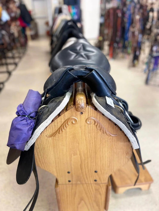 22. 15-16" M/W tree Trooper Style saddle w/cover