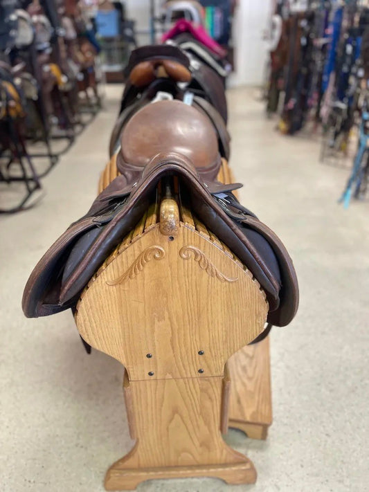 1. 17.5" Germania Jump/AP saddle, M/W tree with a short flap. This is a great all rounder saddle and lesson saddle!