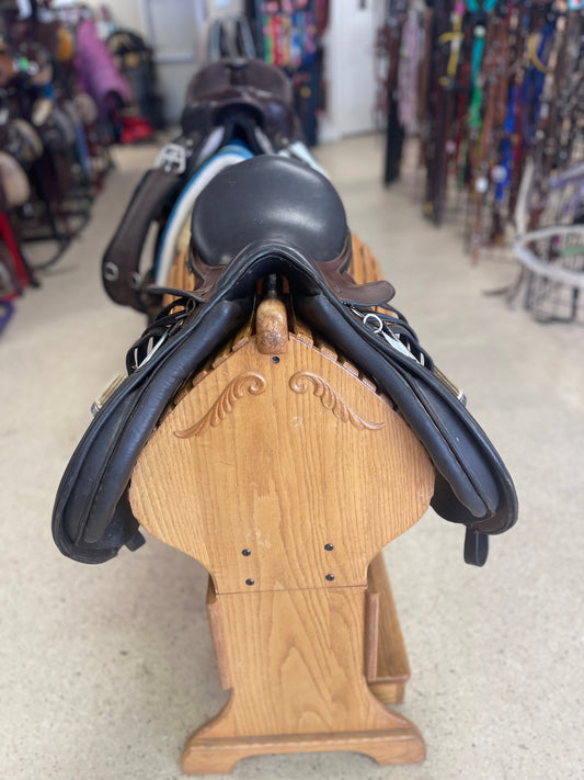 7. 17” Brown/black AP saddle, Med tree