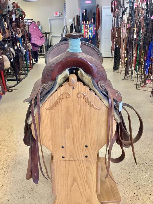 4. 16” Wade seat roper style saddle