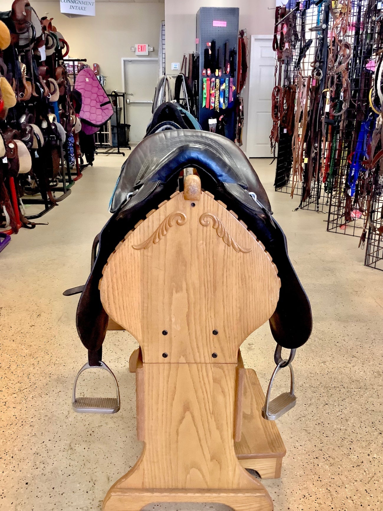 3. 15-16” Buena Vista saddle, dark brown