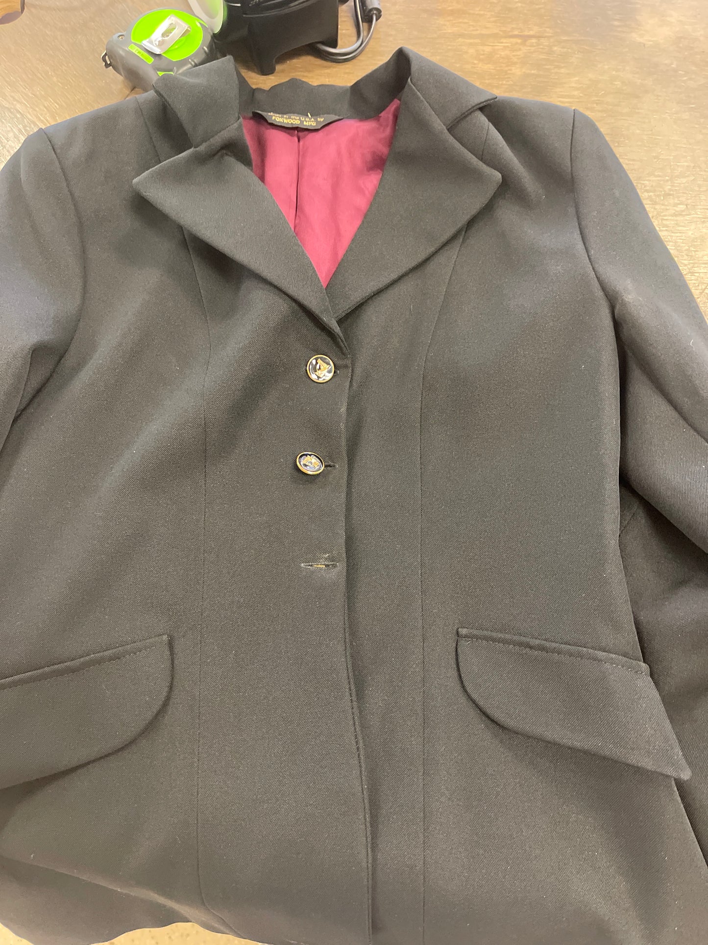 Kids 10 Black show coat w/burgundy liner, Foxwood coats030