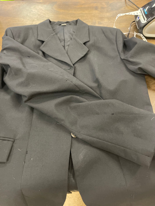 Lds 16L Black show coat, Platinum Tuffrider, coats089