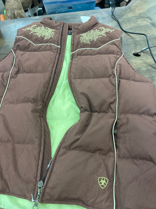 Lds XL Brown and green down vest, Ariat coats107