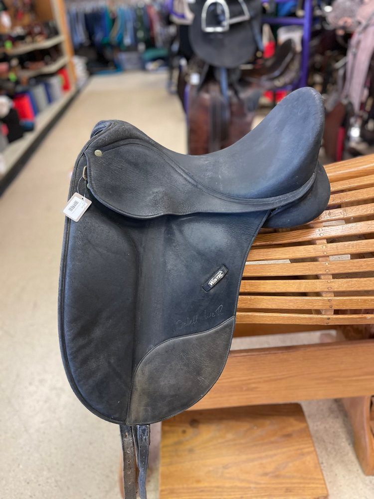 16.5" Black Dressage Saddles Wintec, Consigned