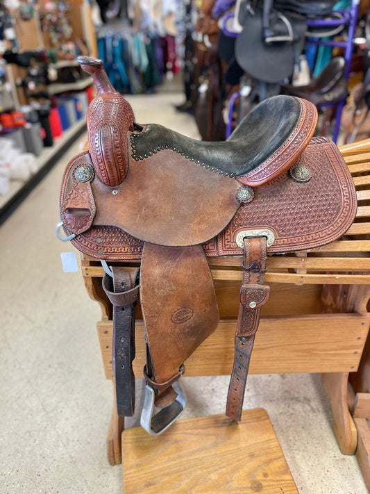 15.5” md oil Barrel saddle w/suede seat, Reinsman X series