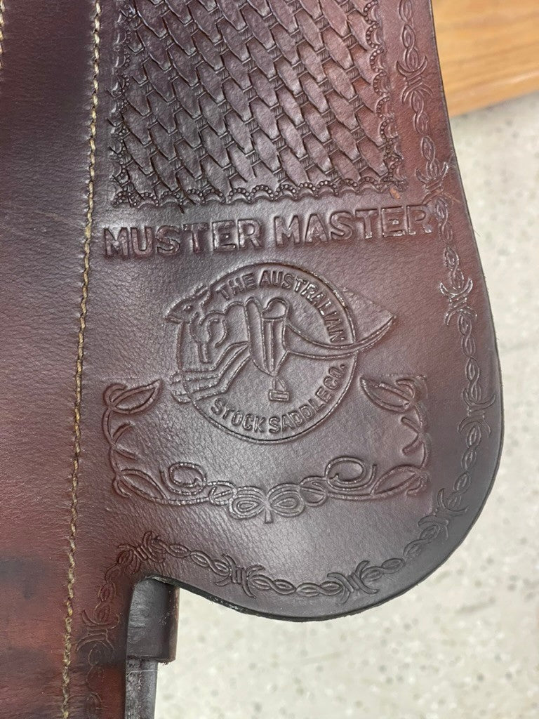 15 “ Aussie Saddle, MusterMaster