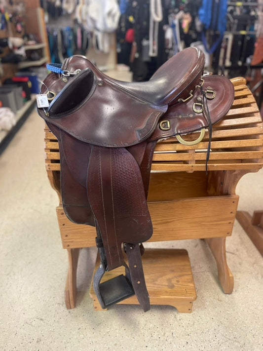 15 “ Aussie Saddle, MusterMaster