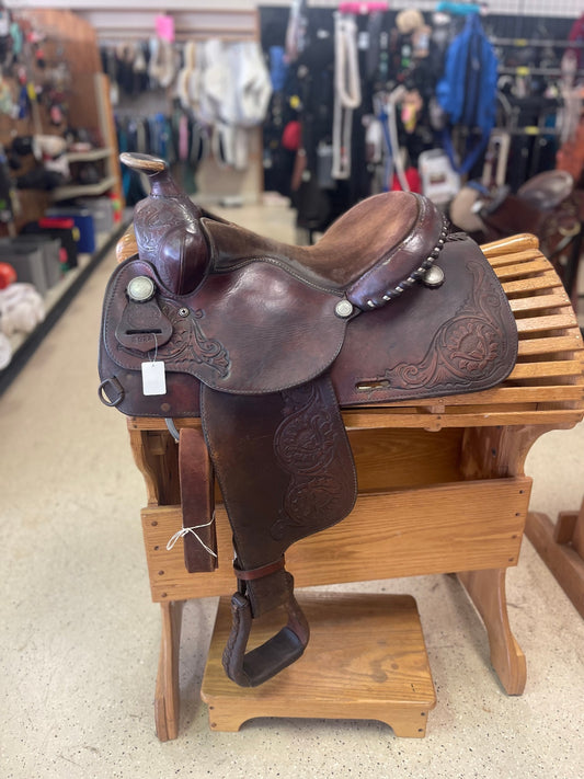 559. 14 1/2 Circle Y saddle