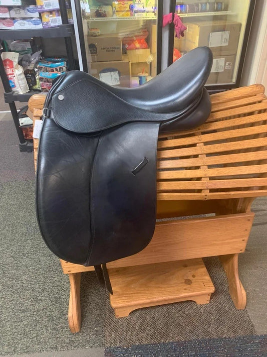 11. 17” Klimke Millers dressage saddle, excellent condition