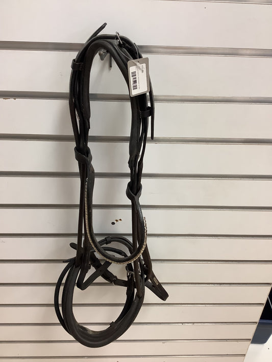 1. Full black dressage bridle w/clincher brow and bridle hooks for cheeks