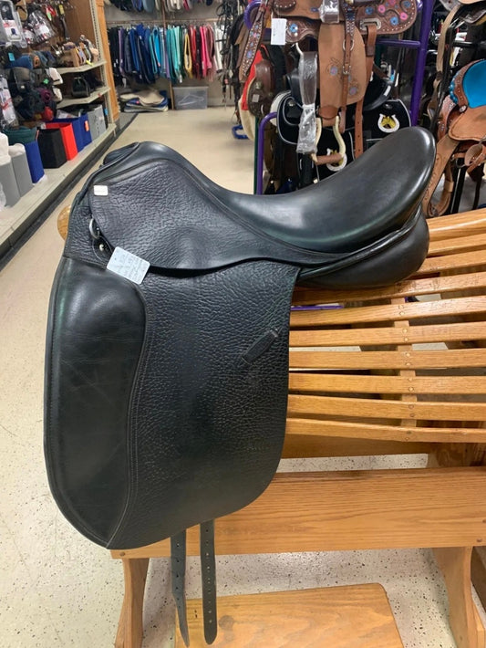 10. 18” Anky dressage saddle with gullet system