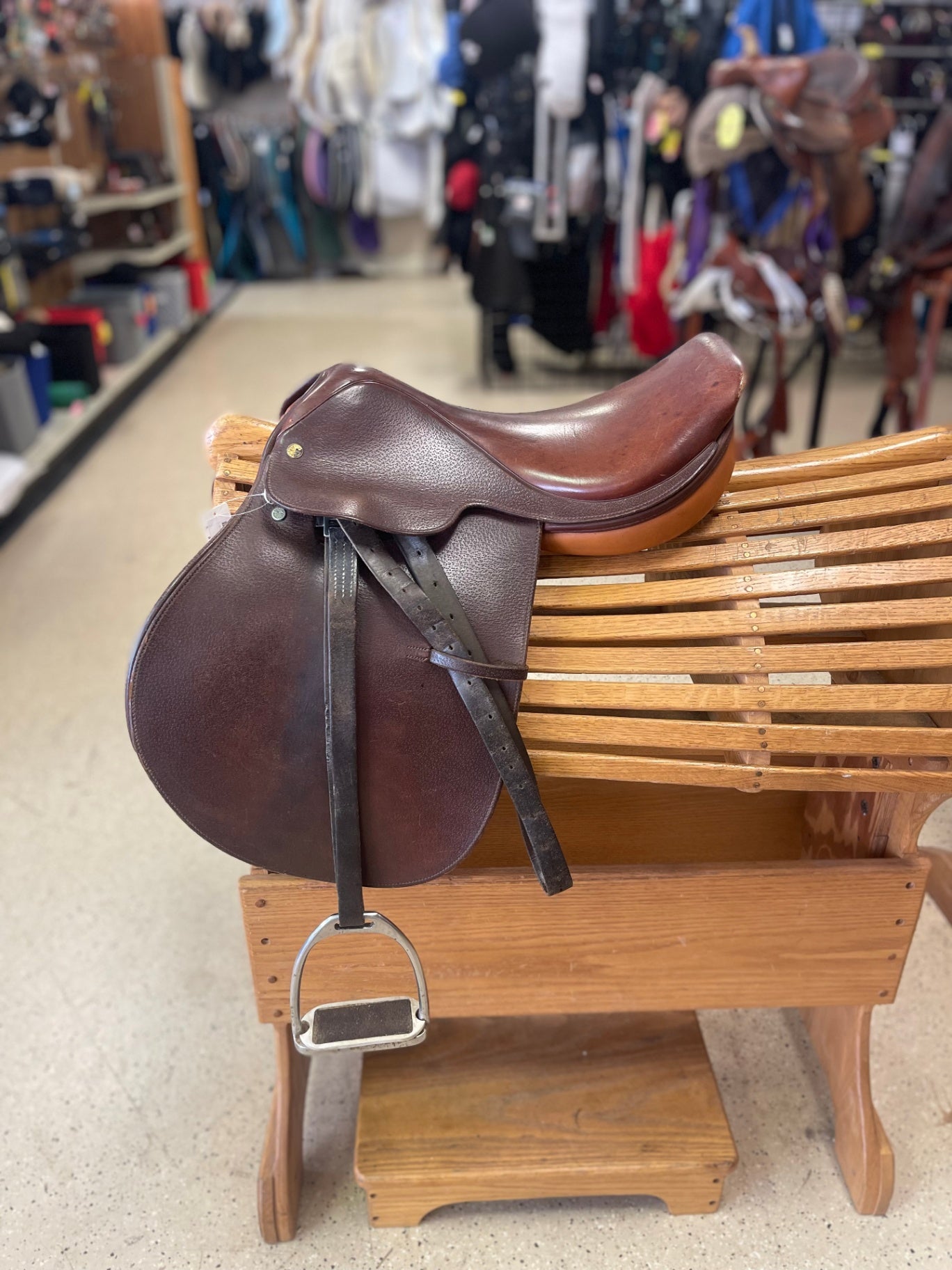 1. 16” Medium tree Crosby CC, no knee rolls, good condition, w/leathers and irons