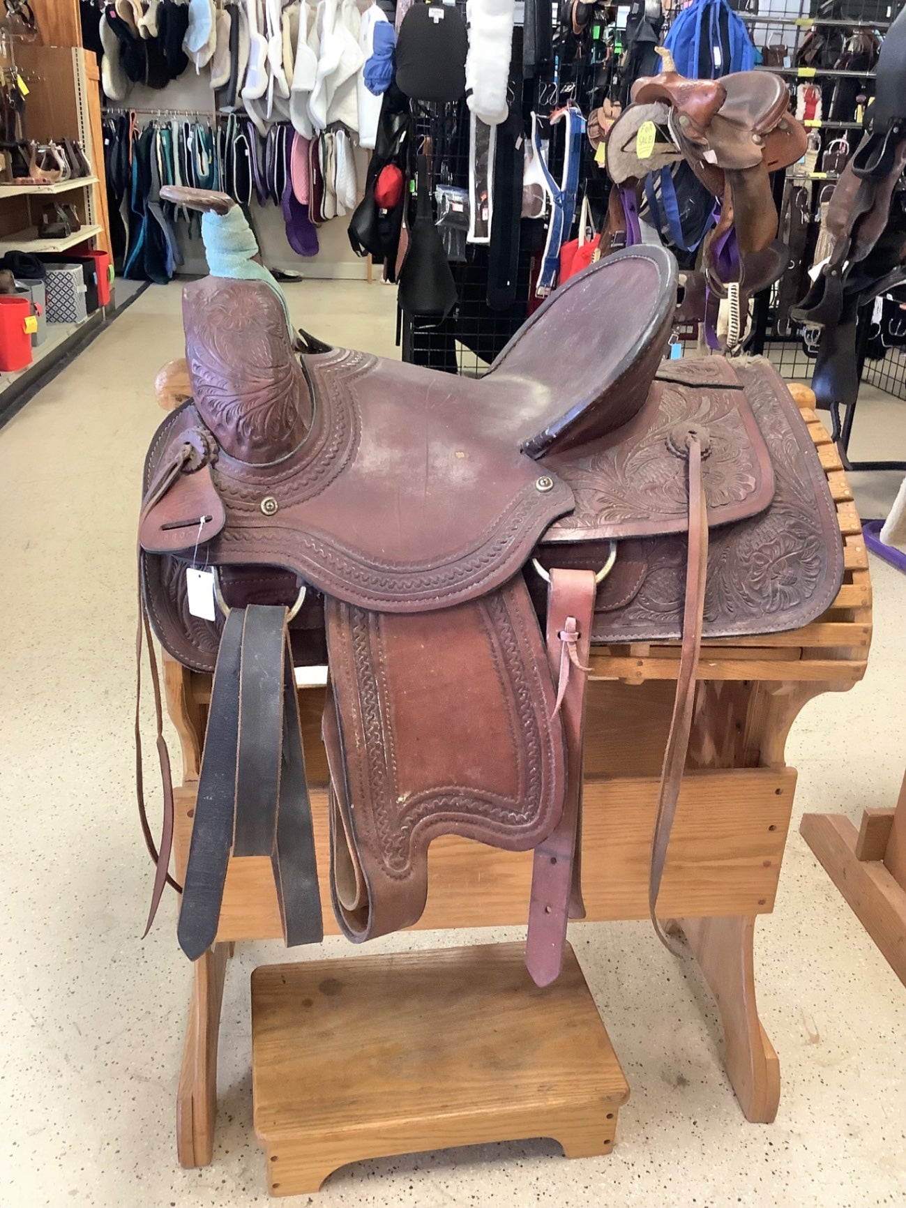 4. 16” Wade seat roper style saddle