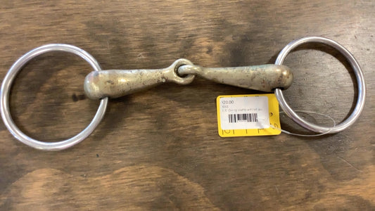 5. 5” O-ring snaffle with bit guards