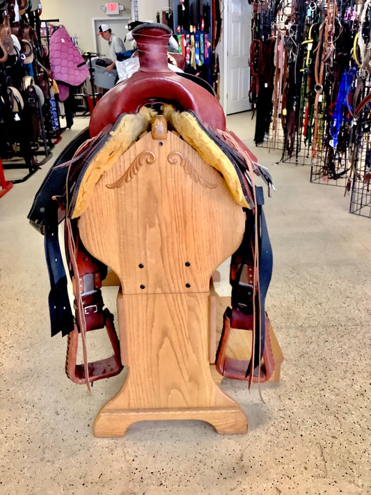 27. 18" med-oil brown roping saddle dakota