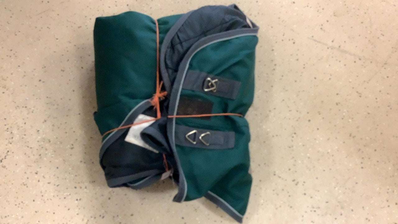 33. 80" Hunter green Turnout Blanket, Rockin Smartpak Deluxe