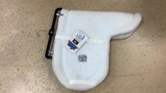 122. Medallion fleece dressage pad