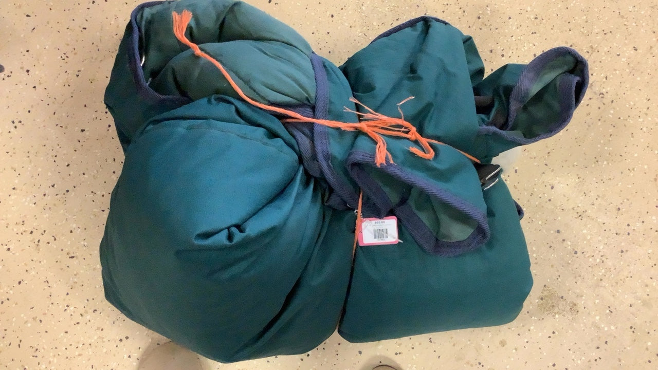 32. 74-78" Green/Navy Med/Hvy Turnout blanket, no brand