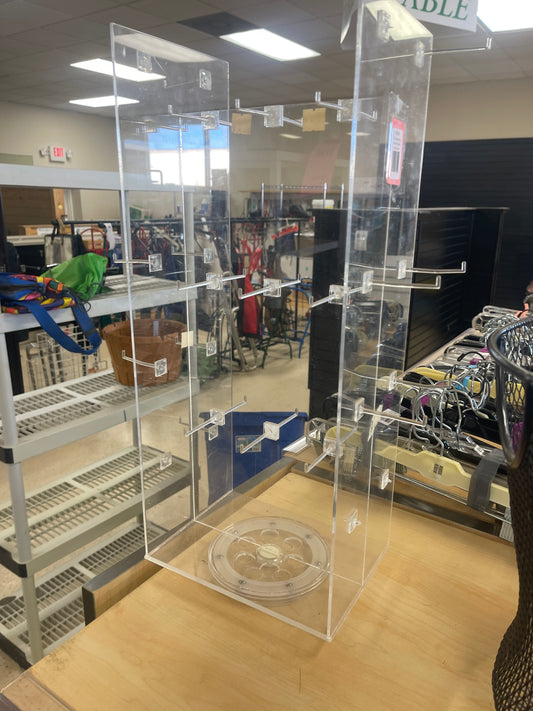 Clear spinning jewelry display