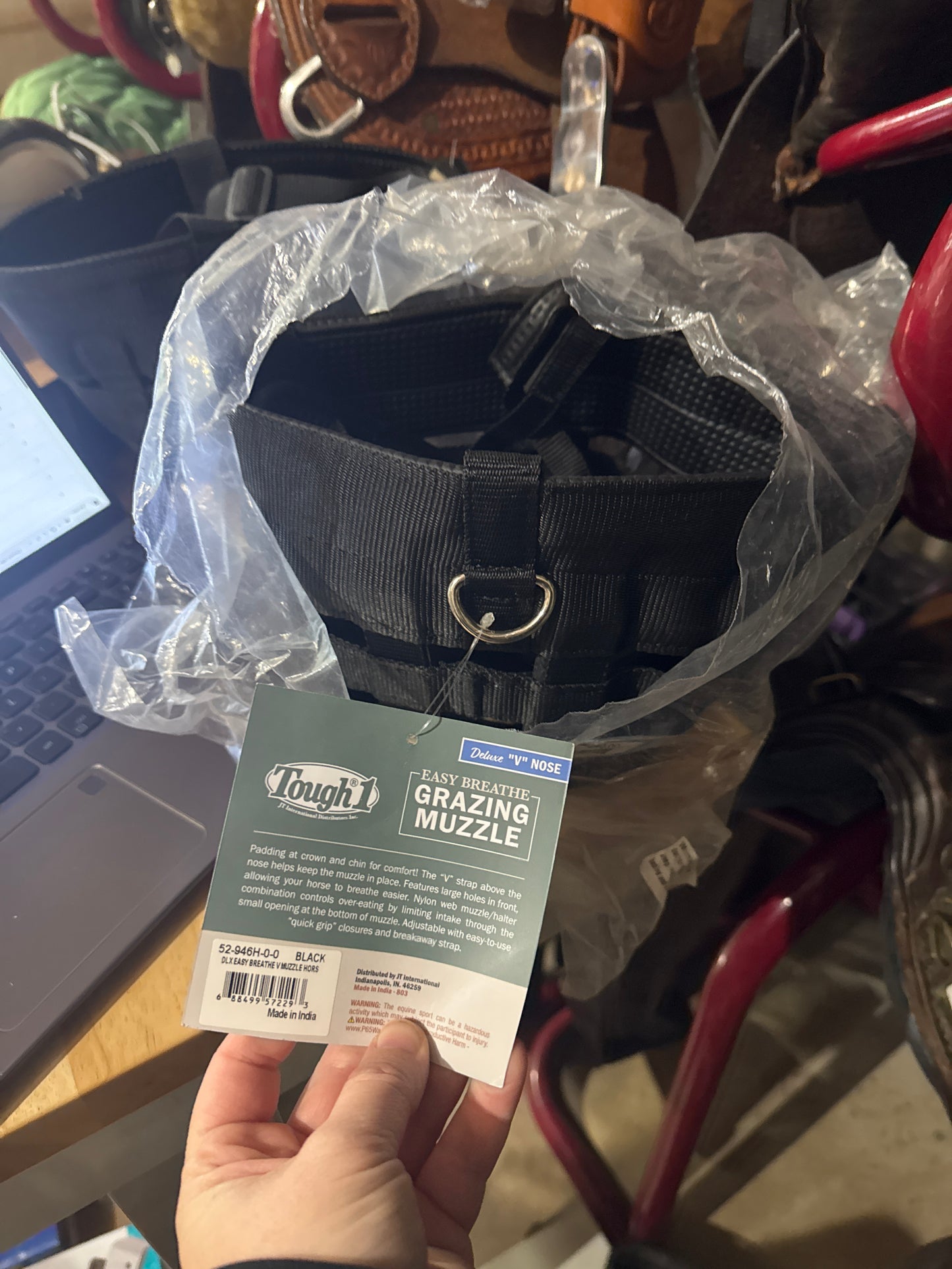 Horse Size black Tough 1 EZ breathe deluxe padded muzzle w/halter, New with tags
