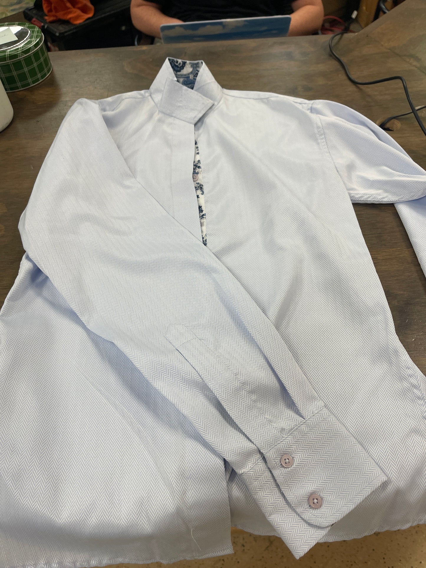 Lds 36 Blue Long Sleeve show shirt with blue paisley collar, Royal Highness, shirt090