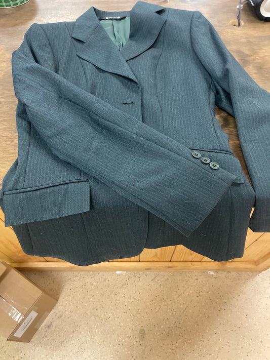 Lds 12 hunter green pinstriped show jacket, Classic coats093