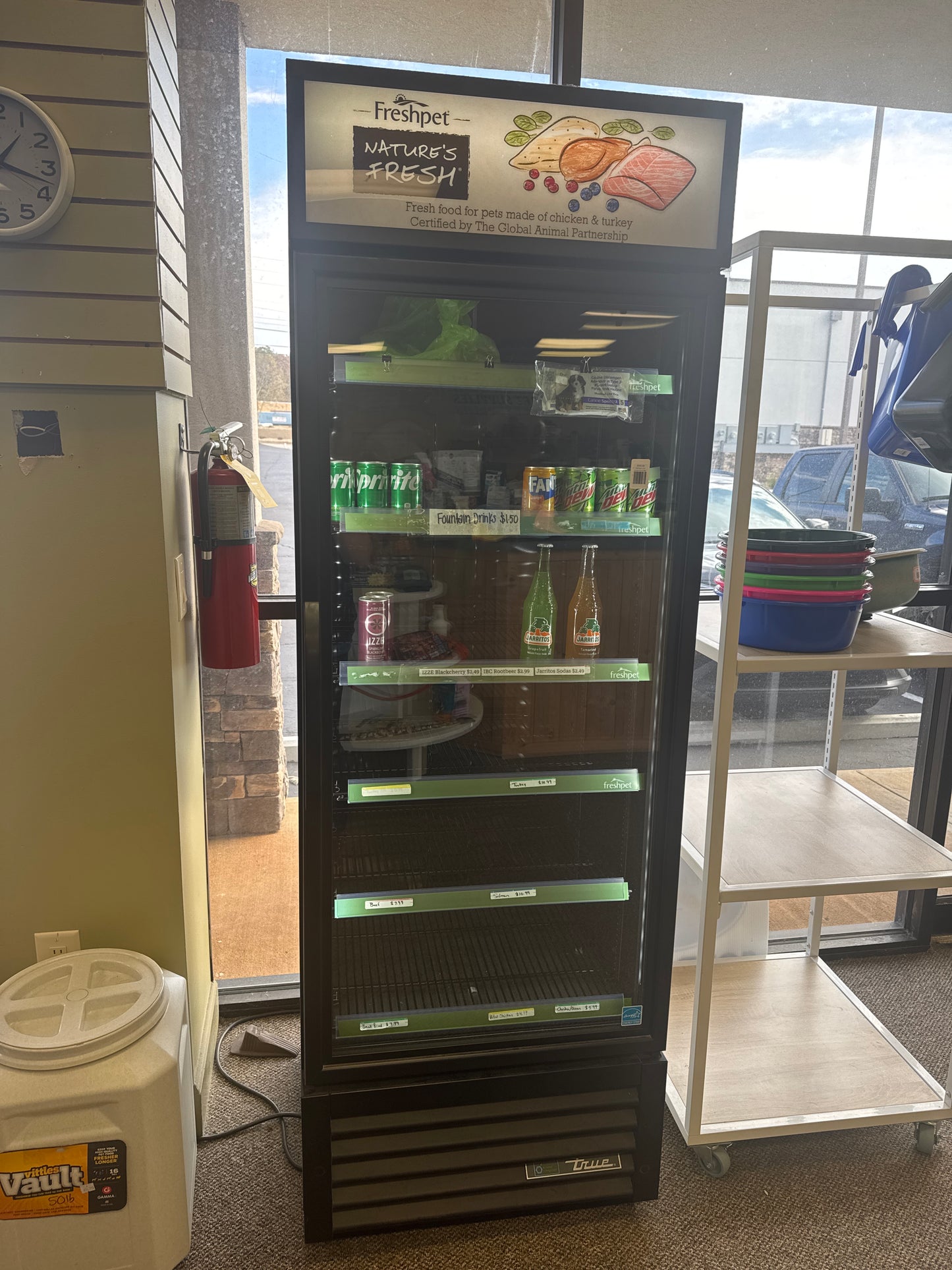 Freshpet wine cooler/mini fridge