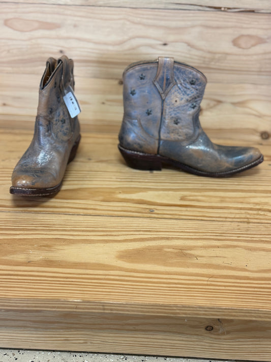 15. 6 ½ grey/copper Bed Stu real leather ankle boots, wboots08