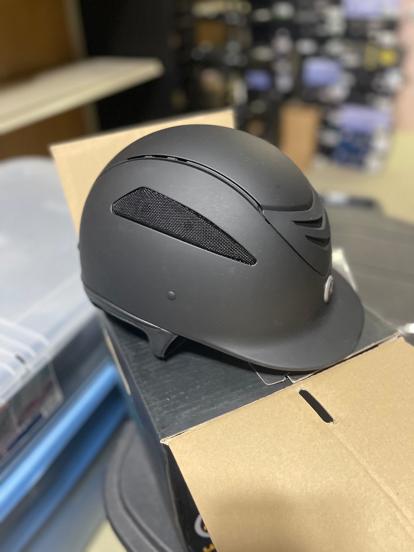 Ovation M Class MIPS helmet, X-Large Black Matte