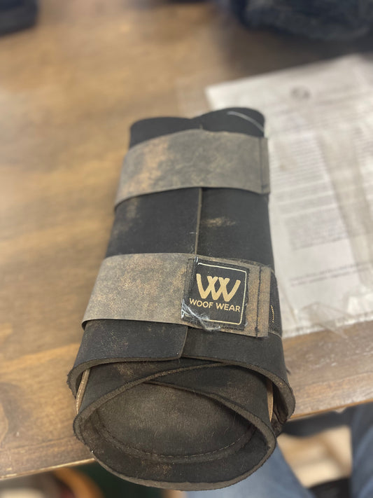 Lg black Woof Wear boots, set of 2, Wraps030