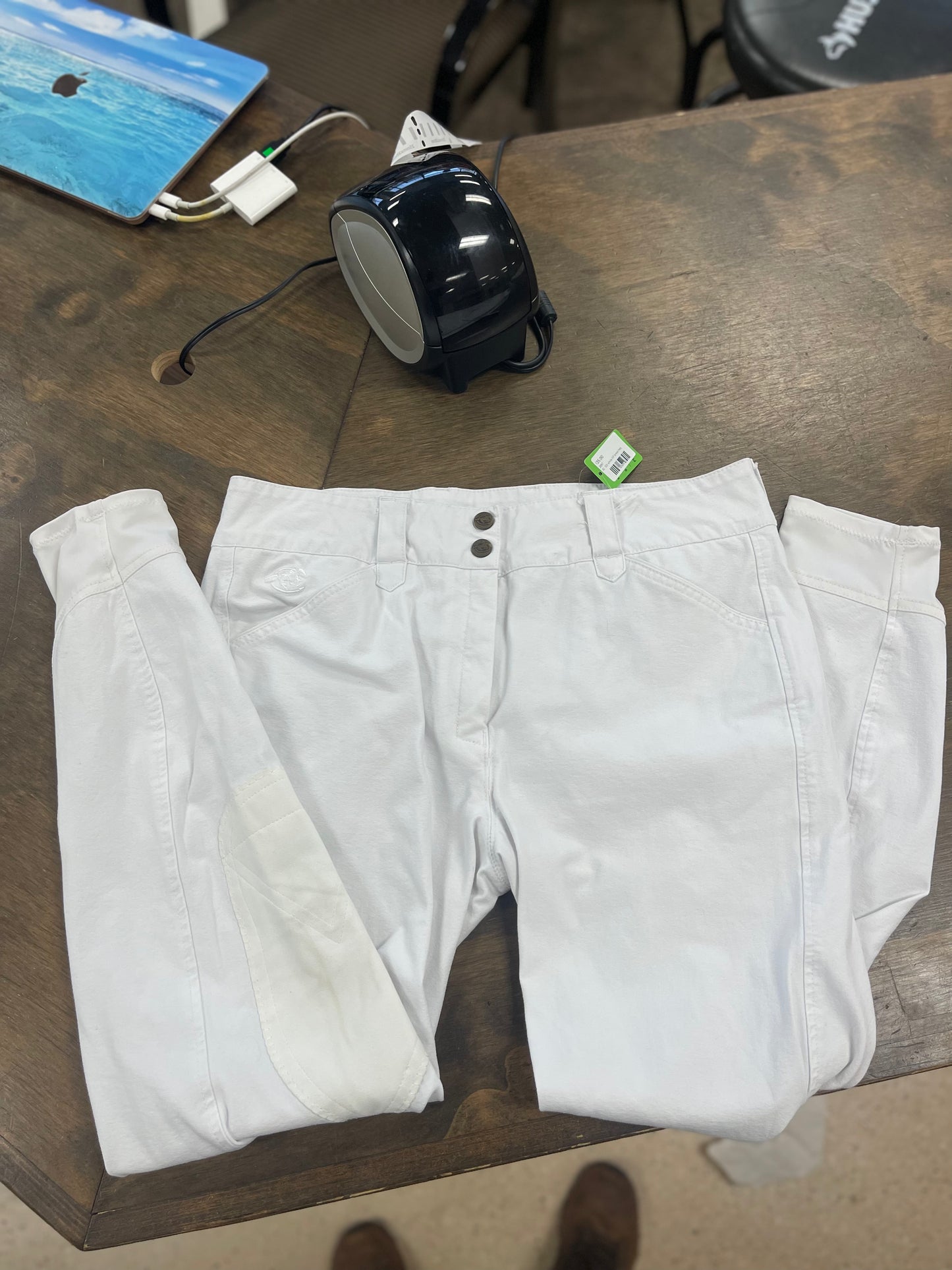 50. Lds 30r white Knee Patch breeches, pipers, pants150