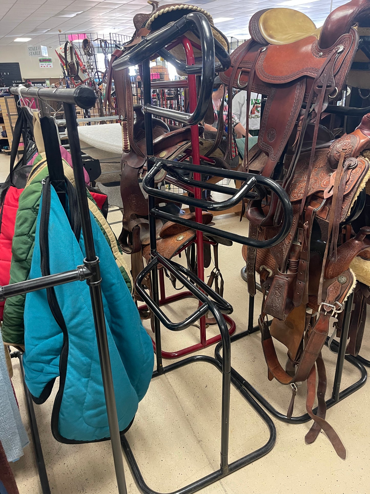 3 Tier Swivel Saddle Rack Heavy Duty, Black