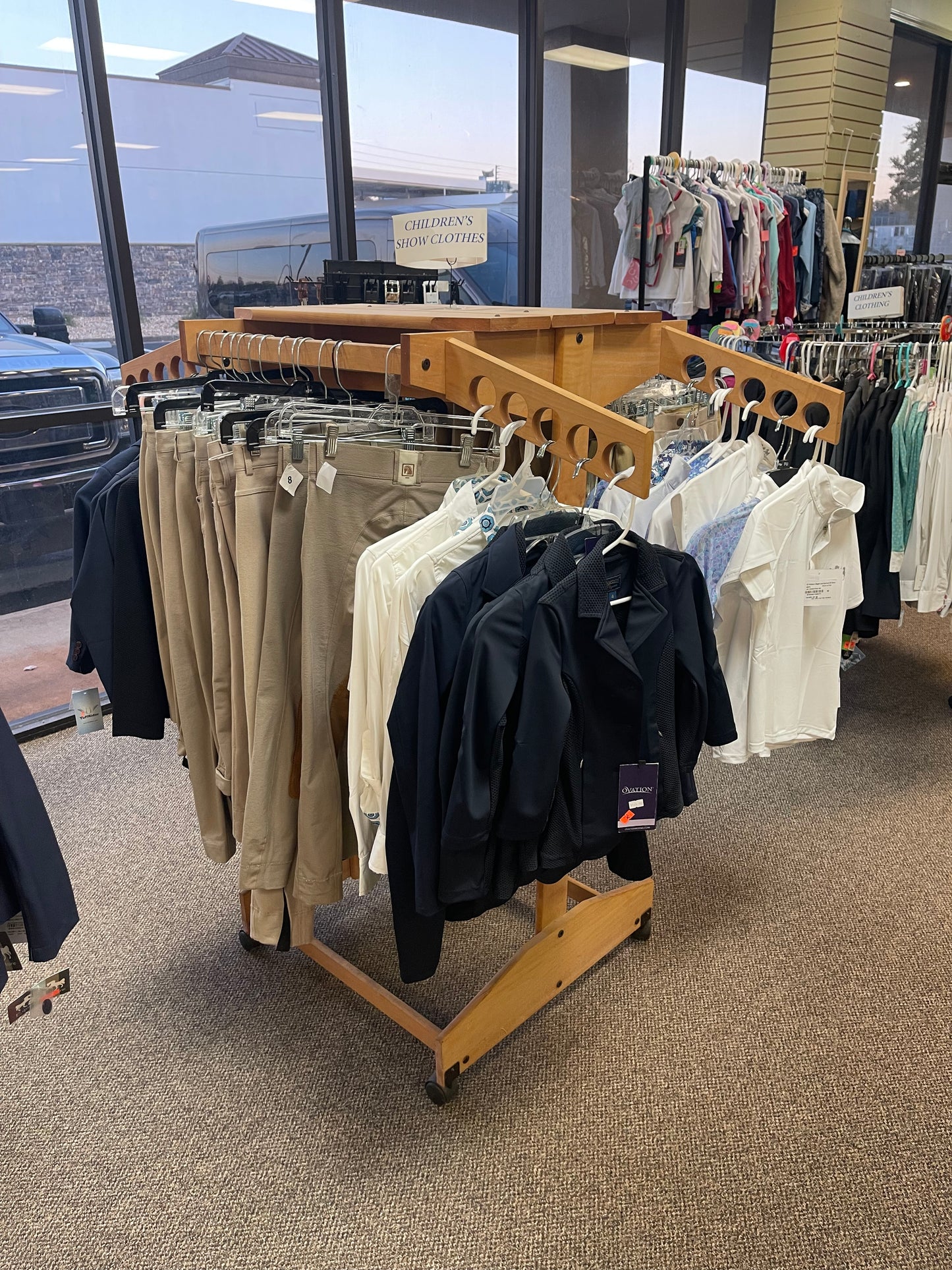 4ft wooden square rolling clothing racks