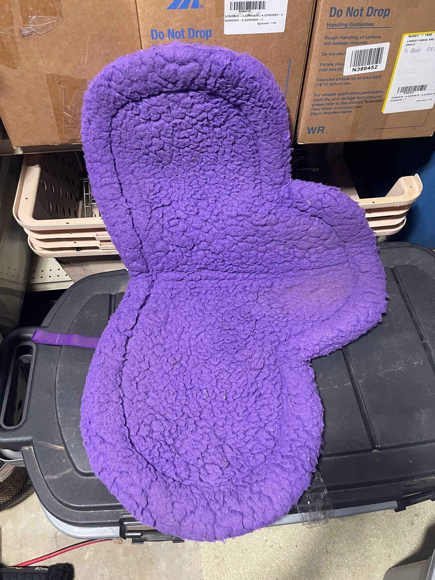18” Purple fleece fitted English pad, 21" spine total