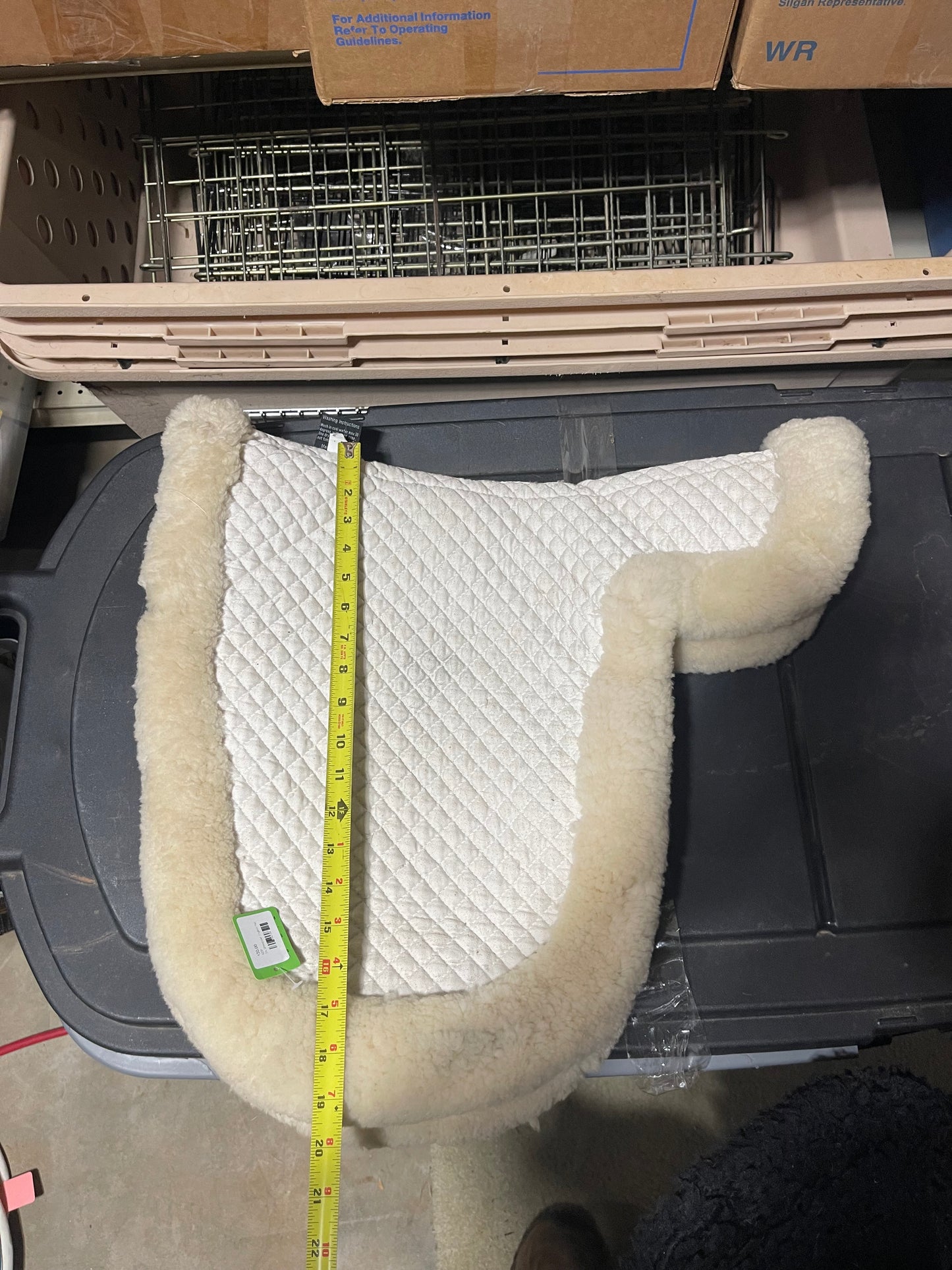White/cream Sheepskin Dressage English Pad, 17" spine