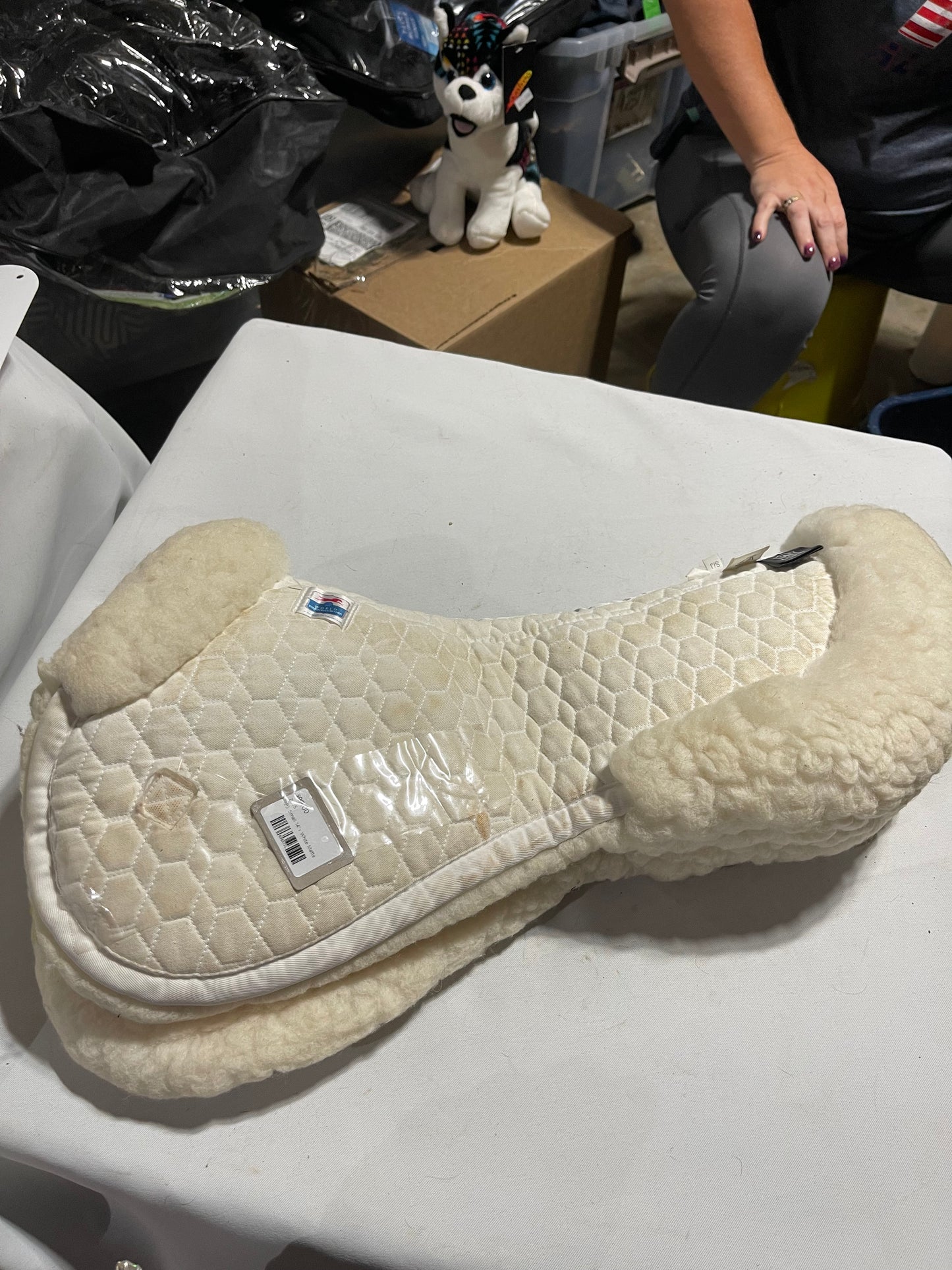 Small White (14">) Sheepskin Half pad, Mattes