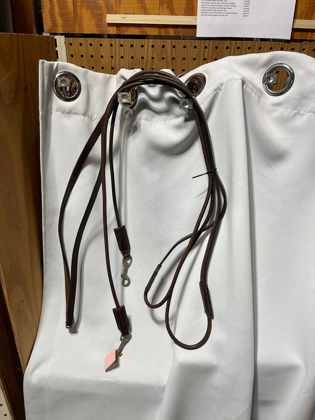 Brown Rolled leather draw reins with bolt snaps, nearly new very lightly used
